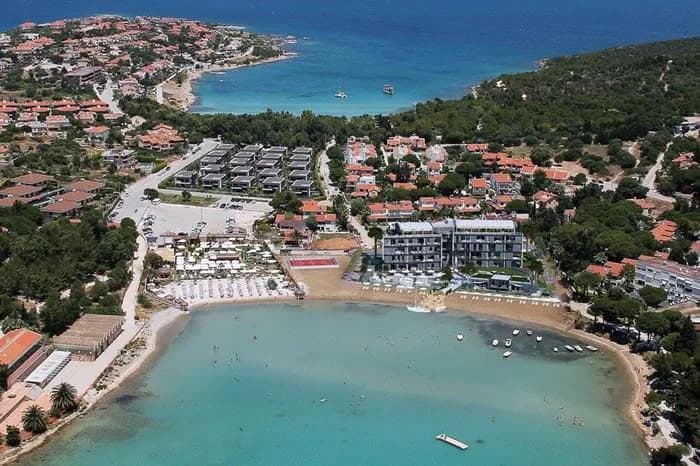 Nayman Suites, Çeşme Paşalimanı — dış cephe görselleştirmesi